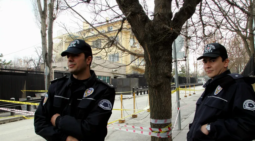 Cinci suporteri turci arestați după decesul unui fan sârb la un meci de baschet
