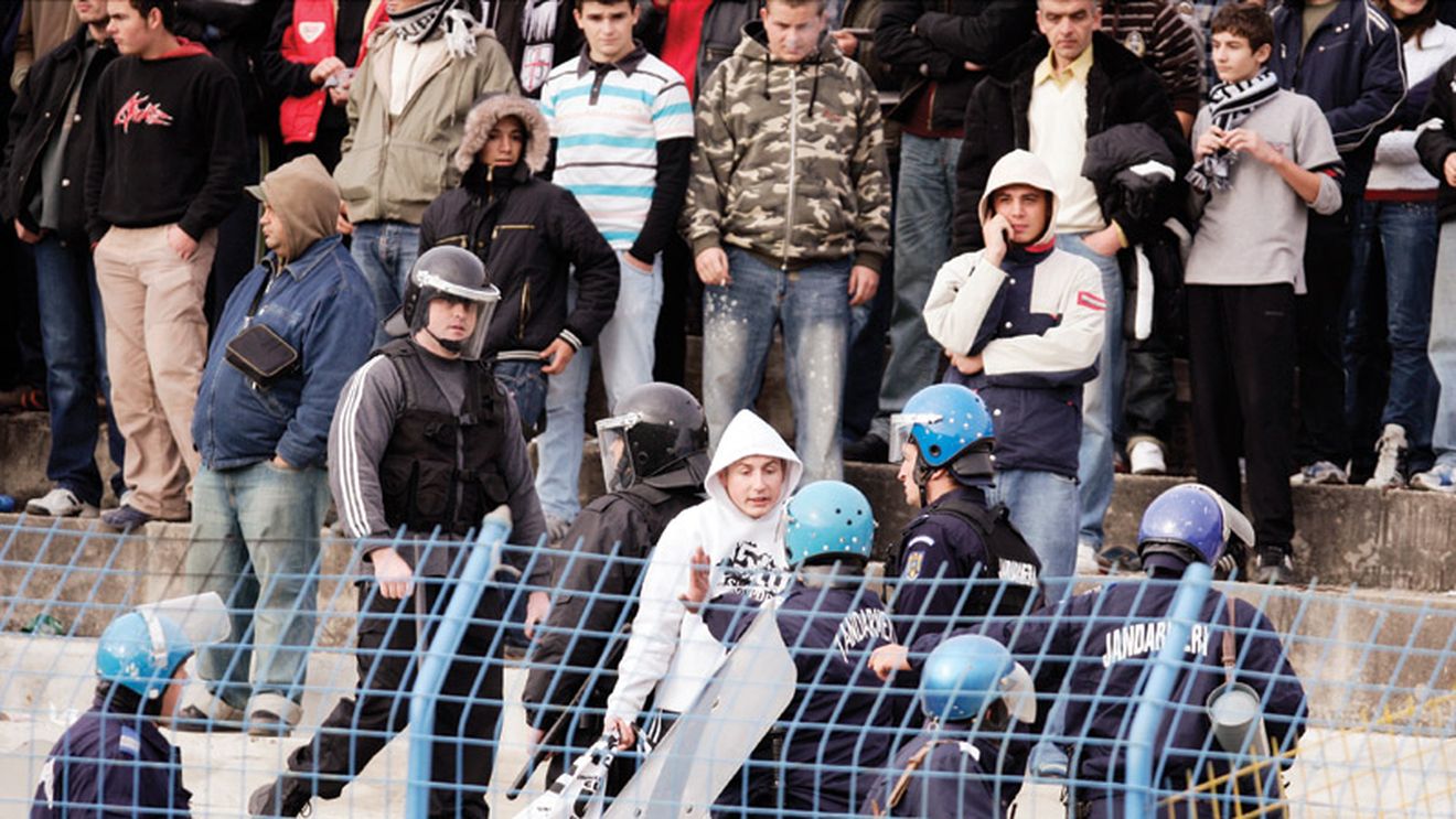 Jandarmul bătut evită derby-ul