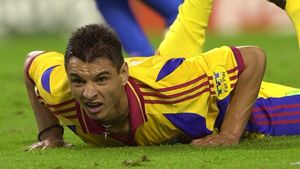 IMAGINEA ZILEI | În Italia, Ianis Hagi l-a învins pe George Ganea. Părinții lor au urmărit meciul din tribune 