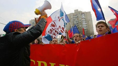 Fanii basarabeni, pro România și anti Becali!** Vezi ce au făcut românii de peste Prut