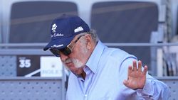 EXCLUSIV Miliardarul Ion Țiriac, „copil de mingi” pentru Jannik Sinner. Cum a fost surprins magnatul la Madrid