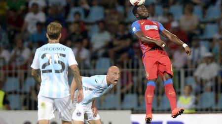 Campanie de transferuri dezastruoasă pentru campioană. Muniru, desființat: "Ce caută la Steaua? Face doi pași dreapta, doi pași stânga, iar mingea o ia și o dă doi metri în lateral"