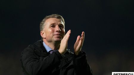 PETRESCU 50 | „Odată ajuns în Anglia, am spus că nu mai plec de acolo. Și așa a fost, nu am mai plecat niciodată". Cel mai bun fundaș dreapta din istoria lui Chelsea     