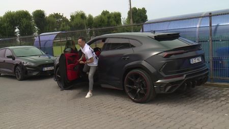 Mirel Rădoi i-a șocat pe jucătorii Stelei la amicalul cu Clinceni: „L-am văzut cu mașina lui Batman!” | FOTO