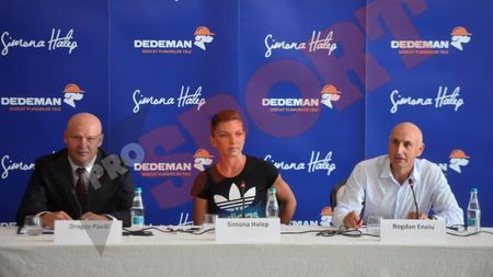 VIDEO | Simona Halep, despre noul contract și meciurile care urmează în 2014. "Probabil că Bouchard are mai multe calități decât mine"