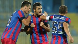 Reghe, fără trei titulari din retur? Steaua e aproape să dea o nouă lovitură pe piața transferurilor: "Sunt două echipe mari de tot"