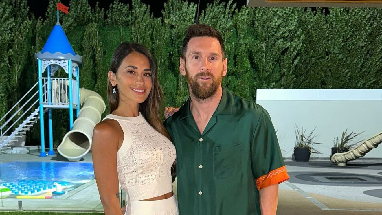 Leo Messi, amenințat în stil mafiot după ce s-a aflat că ar putea să revină la Newell's Old Boys! Atacatorii au lăsat în urmă 14 gloanțe și un bilețel | FOTO