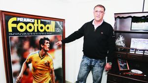 Momentul ciudat de la Coppa del Mondo, povestit după 27 de ani. "Am ieșit la încălzire, am sărit la cap, făceam scheme...". Cămătaru vorbește despre războiul tăcerii cu Ienei