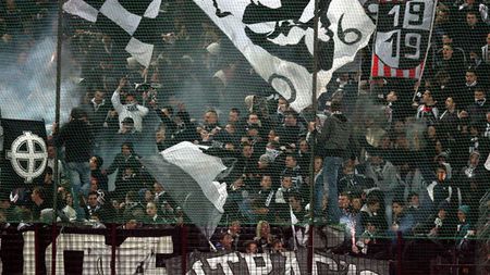 Momente emoționante înainte de "U" Cluj - CFR!** Fanii "șepcilor" nu renunță la visul lor