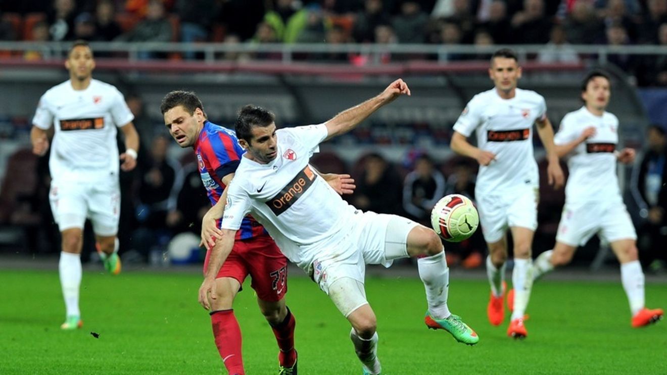 Unic în istoria derby-ului. Gâlcă e cel mai fericit antrenor: primul "11" al Stelei, mai valoros decât tot lotul lui Dinamo