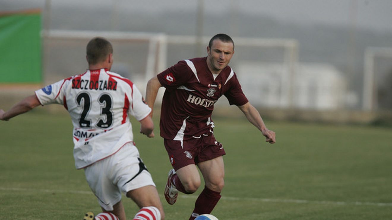 Bozovic titular, Bratu rezervă!** Stancu OUT!