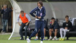 Alexa merge pe mâna lui Budescu: "Meriă o șansă!  Dacă vom câștiga sau vom face un egal la Budapesta vom fi toți fericiți"