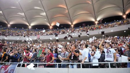 Un nou "tun" pentru Copos!** Finanțatorul a trebuit să îndure o nouă gaură în buzunar după eșecul cu Hapoel