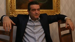 Becali: "Meciul cu CFR e mai important decât cel cu Fiorentina" TU CE CREZI?