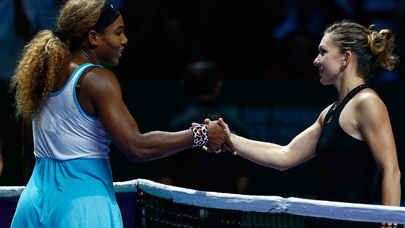 Are stil Simona Halep? Liderul mondial îi aruncă  o privire Serenei Williams: "Se îmbracă foarte bine. Eu mai am de învățat"