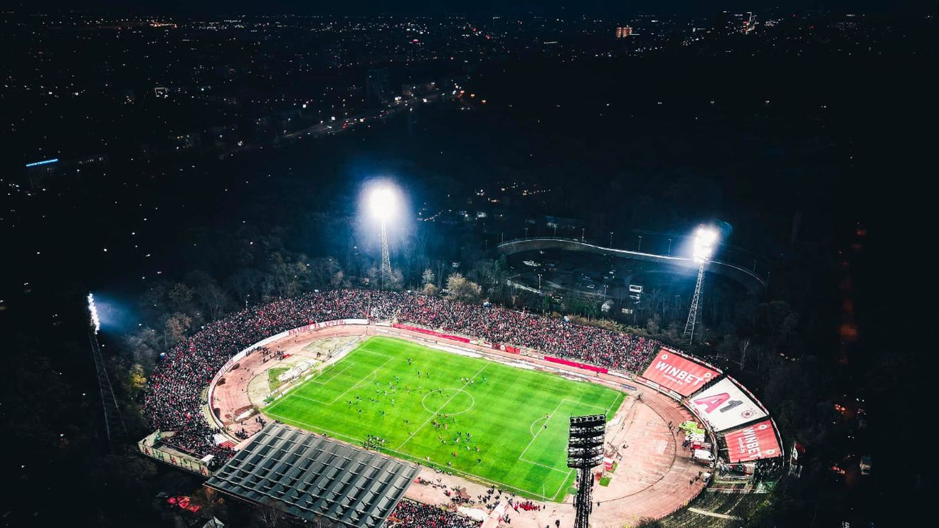 Clona stadionului Dinamo, doborâtă de buldozere pentru a face loc unei „bijuterii” de zeci de milioane de euro, în mijlocul unei păduri!