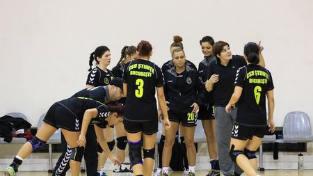 Bombă în handbal: Dinamo își face echipă și la fete și va juca în Divizia A. "Gusi" Alexandrescu preia comanda. A existat și o tentativă ca lotul de la HCM Baia Mare să fie mutat în Capitală 
