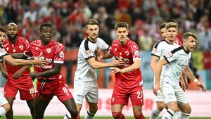 Transferul bombă de la Dinamo București cu care CFR Cluj și-ar face un atac fabulos pentru titlu! „Arată rău?”