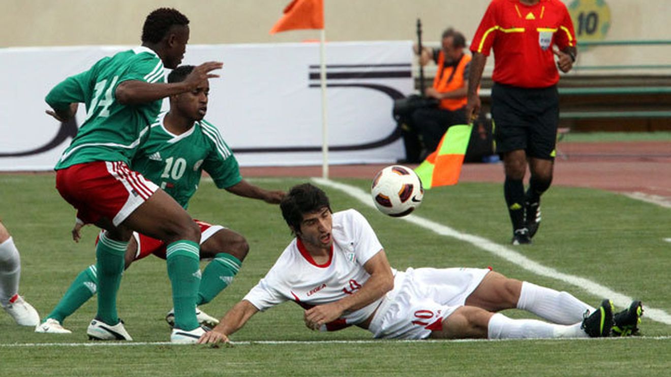 Steaua a ezitat să-l ia, campioana Germaniei îl vrea imediat!** MM zice că strugurii sunt acri după ce a auzit că Ansarifard e dorit de Dortmund: "Iranienii nu au reușit"