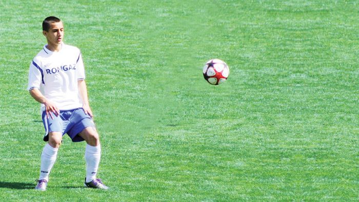 Nepotu' vs. bunicu'!** Confruntare incredibilă la un meci din Liga a II-a