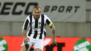 Denis Alibec a lipsit de la antrenamentul de astăzi al Astrei. „A fost nevoit să facă niște injecții!” Ce se întâmplă cu transferul atacantului