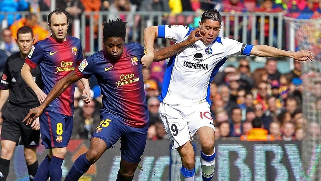 BarÃ§a îl trimite înapoi în Anglia. Alex Song, pe lista lui Manchester United