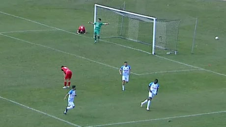 Răzvan Grădinaru, gafă incredibilă în meciul în care a înscris primul său gol pentru Reșița. S-a ”transformat” în atacant la propria poartă și a pasat decisiv pentru o reușită a Corvinului