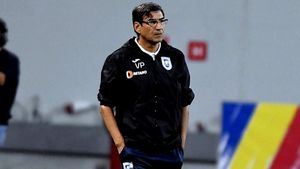 Cămătaru: "Pițurcă s-a grăbit când a anunțat că vrea titlul în Bănie!" + Care e condiția ca oltenii să triumfe EXCLUSIV