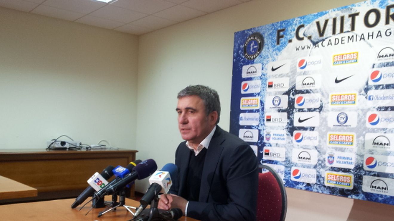 VIDEO | Hagi: "Kovac l-a pus pe fiul meu să-i care costumul până la București. Există oare umilință mai mare?". Patronul de la Viitorul despre el însuși: "Nu sunt o statuie, sunt o legendă!"