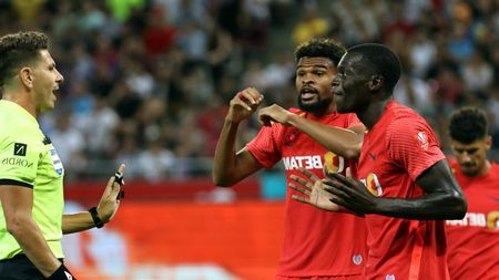 Fundașii centrali de la FCSB, ridiculizați după primul meci din SuperLiga. „Aveau bombe la picioare!”