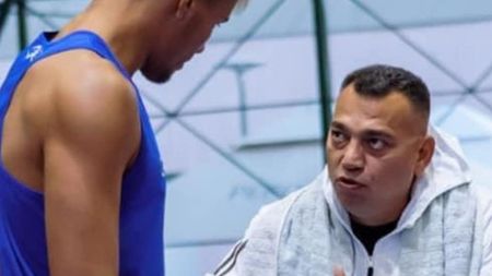 Florin Ioniță și Arun Tudoroiu își "șlefuiesc" pumnii în sala din Constanța. Ținta: Campionatul Național de Box Under 23. SPECIAL