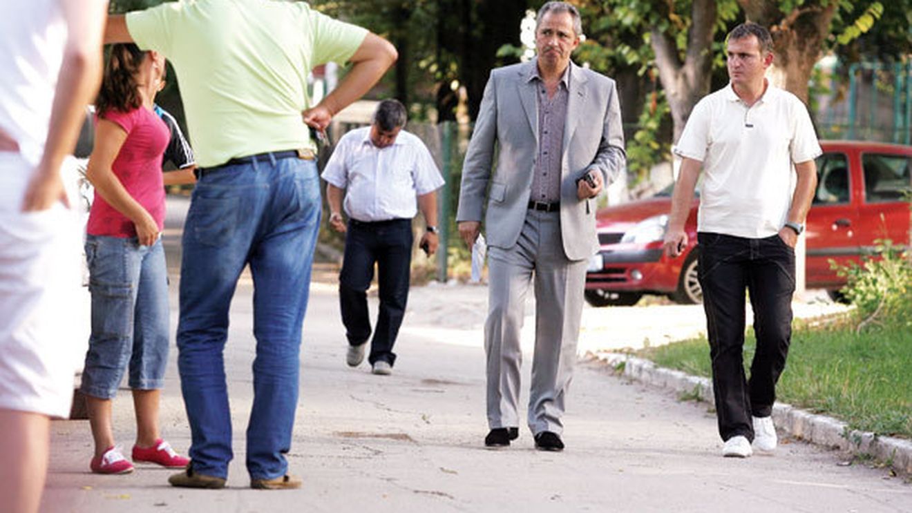 HAOSUL e total la Steaua!** EXCLUSIV A mai "zburat" un antrenor! Înlocuitor? Un om dat afară de Argăseală anul trecut