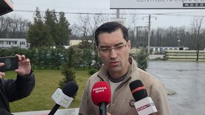 Răzvan Burleanu, informații de ultimă oră despre starea medicală a lui Mircea Lucescu și amicalul cu Slovacia: „Am luat în calcul inclusiv suspendarea meciului”