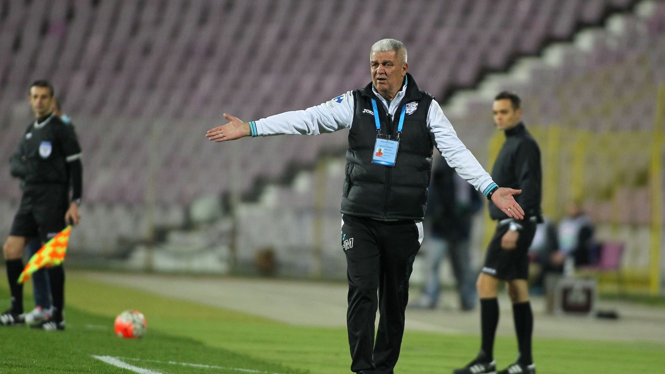 Florin Marin acuză arbitrajul după înfrângerea de la Mediaș: "Nu e normal ce se întâmplă, se repetă greșelile împotriva noastră"
