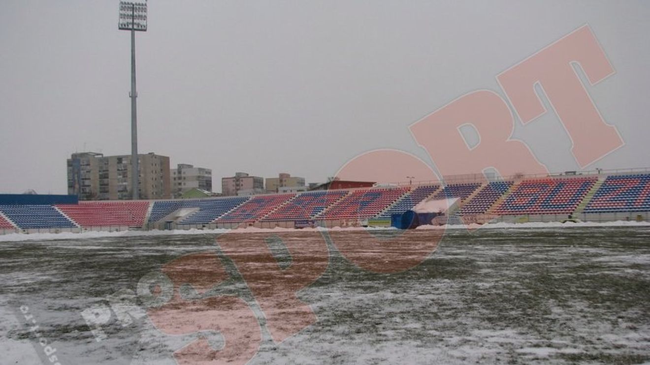 "Liga stadioanelor de zăpadă"! FOTO** Brănești - CFR Cluj se va juca pe un teren înghețat