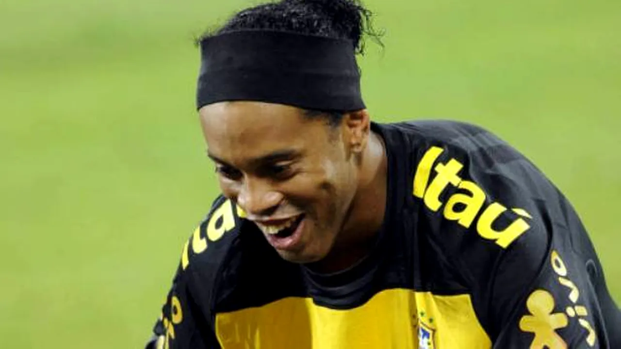 Ronaldinho, înjurat într-un club din Brazilia**: 