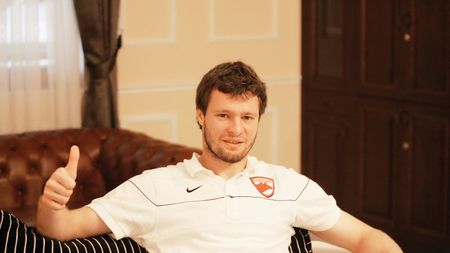 „O să-i mai înjur"