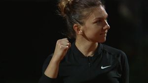 Reacția Simonei Halep după victoria împotriva Mariei Șarapova! De ce e greu cu rusoaica: "Joacă foarte...". Momentul care a ajutat-o enorm și ce a schimbat