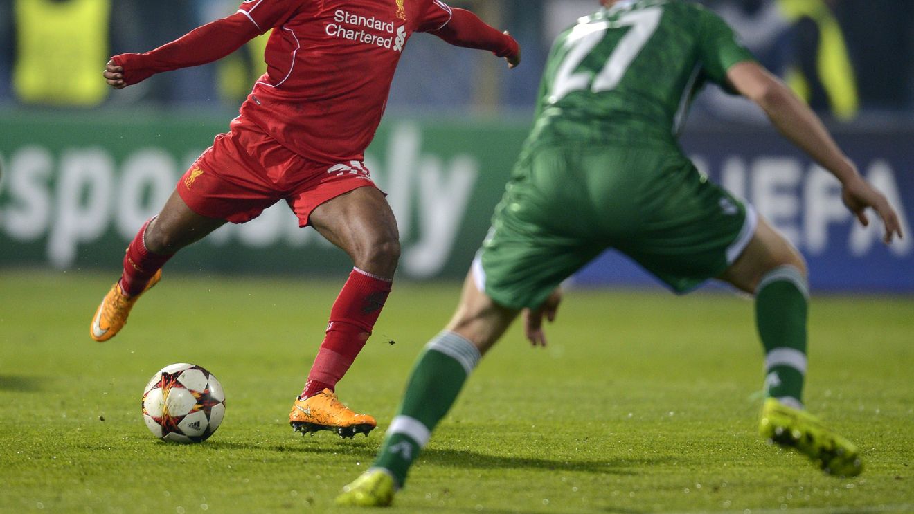 Moți i-a enervat pe englezi. FOTO | Sterling, "avariat" serios după o intrare dură a românului