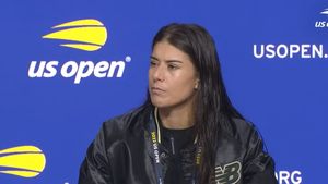 Jurnaliștii din SUA, șocați de Sorana Cîrstea! Americanii nu înțeleg cum a fost învinsă românca de o anonimă la Cluj, după ce a jucat în sferturi la US Open: „Are doar o victorie în trei turnee"