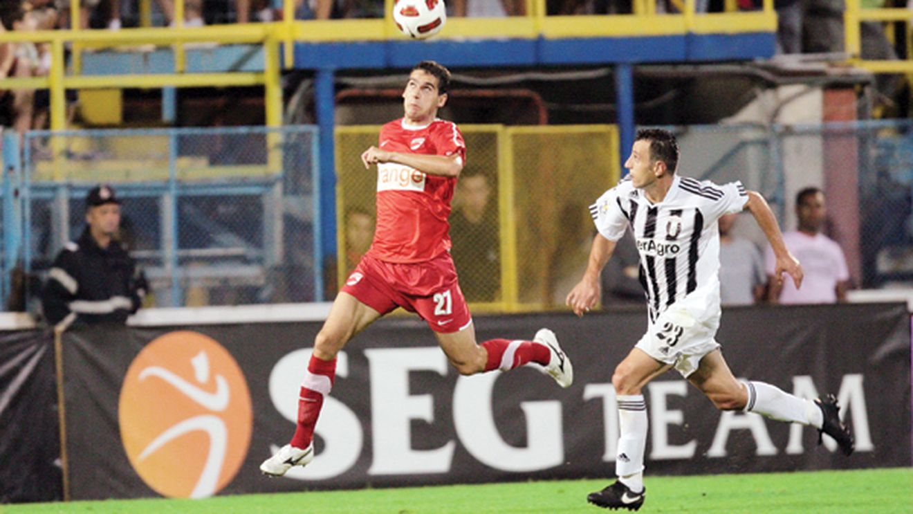 Homei, -25% din salariu pe motiv că nu s-a pregătit cum trebuie:** "Am făcut memoriu să-mi recuperez banii"