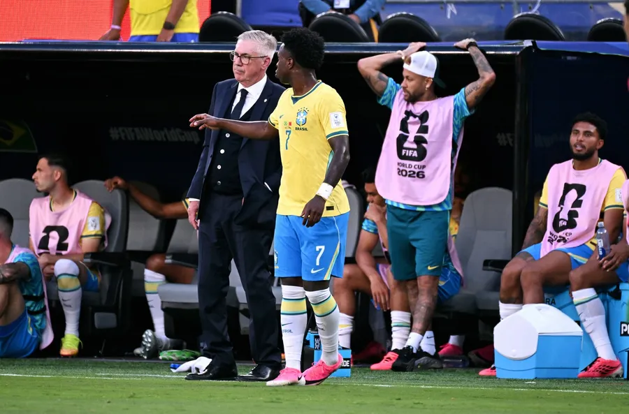 brazilia-haiti-3-0-pana-punem-noi-guvern-o-echipa-e-out-deja-de-la-mondial-samba-cu-bataturi-intr-o-curte-la-tara-s-a-rupt-starul-din-la-liga