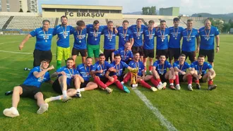 CSM Săcele a realizat eventul. Echipa condusă de Marian Cristescu a câștigat și Cupa României, faza județeană Brașov. Ionel Ganea, prima apariție publică după drama suferită