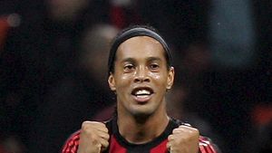 Ronaldinho este tatăl unui băiețel pe care nu îl vede deloc