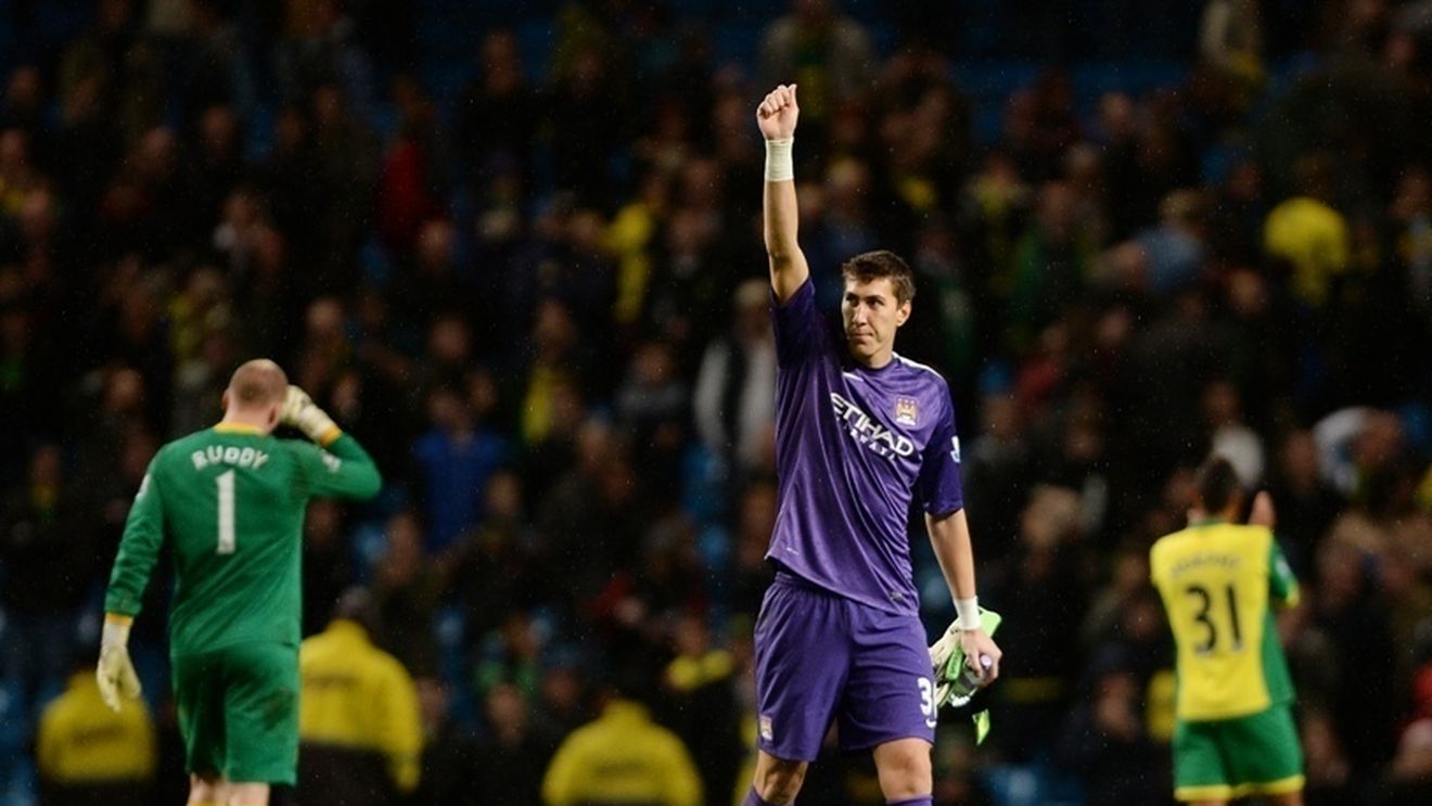Parada lui Pantilimon l-a scos din minți! Tot stadionul, scandalizat după gestul lui Wilshere. FOTO - Reacția "tunarului"