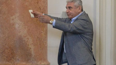 Giovani Becali rămâne închis! "Nu vreau să mor în penitenciar". "Pledoaria" fostului impresar nu i-a înduplecat pe magistrați. Când mai poate cere eliberarea condiționată