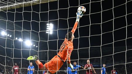 Începe Superliga! Cine este cel mai bun marcator al sezonului trecut din lovituri libere directe? Florinel Coman părăsește FCSB după trei astfel de „bijuterii”. Avem lista completă. SPECIAL