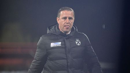 Reacția lui Reghecampf după eșecul surprinzător cu Voluntari: "Nu am jucat absolut nimic. Jucătorii vor sta mult în tribună dacă nu-și schimbă atitudinea"