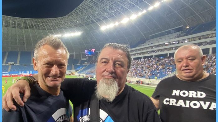 Dat afară de Mihai Rotaru, Gică Craioveanu şi-a găsit loc în galeria Universităţii Craiova: „Am un respect deosebit pentru Peluza Nord"