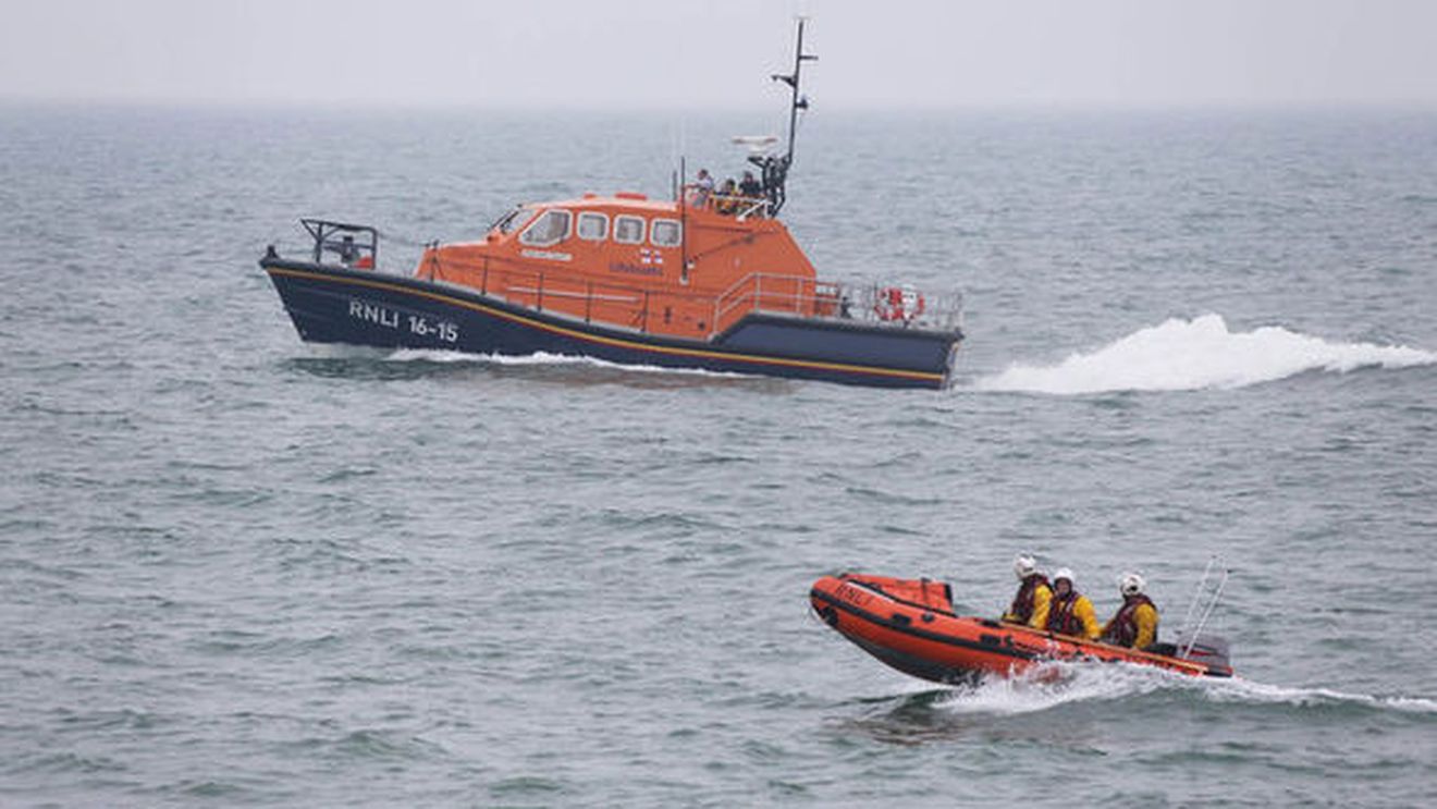 Un român care practica yachting, dat dispărut în Oceanul Atlantic. Portughezii au găsit resturi ale unui velier, dar niciun supraviețuitor
